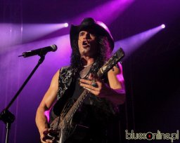 Eric Sardinas &amp; Big Motor (35)